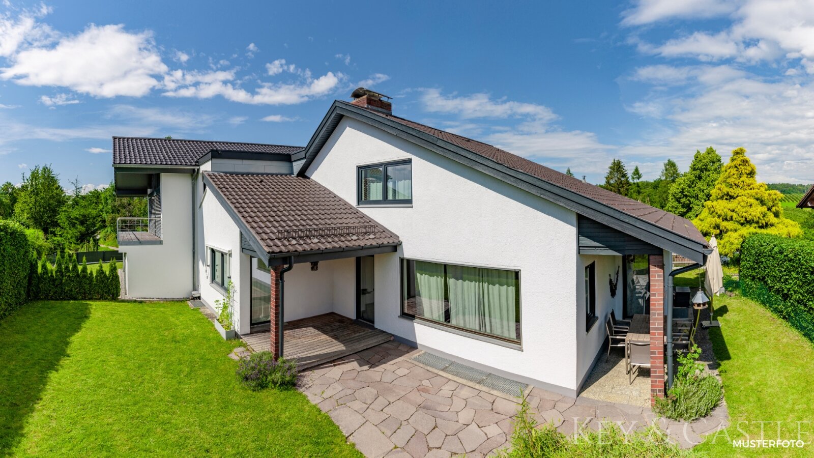 Gepflegtes MFH nördlich von Karlsruhe