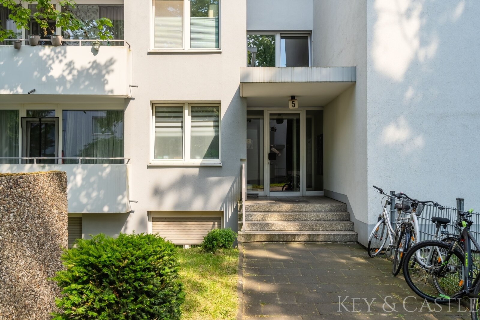 Steuerlast in Vermögen umwandeln: 3,1 % Rendite mit vermieteter 3-Zimmer-ETW in Brühl nahe Köln
