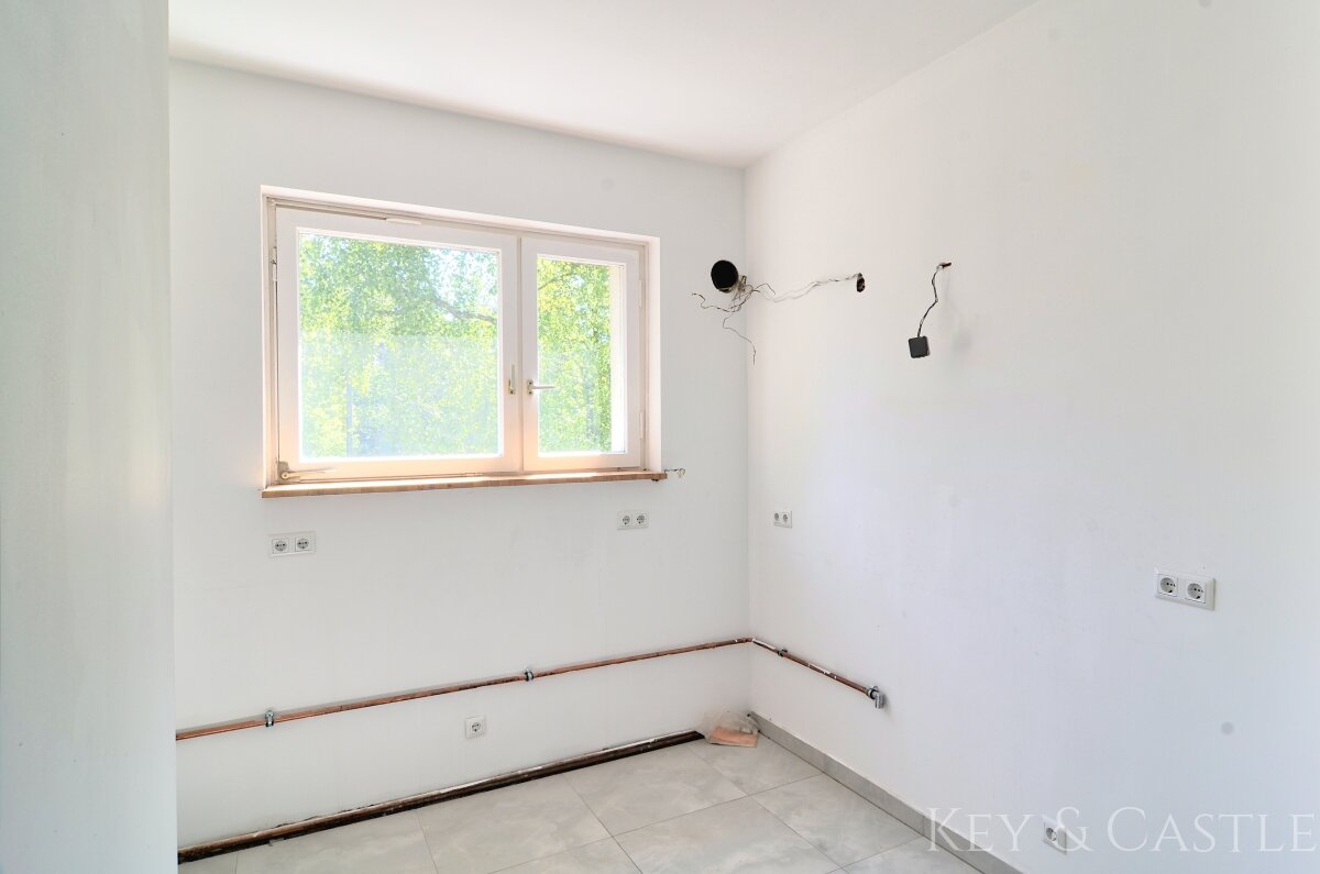 4 Zimmer mit Balkon und privatem See am Mexikoplatz