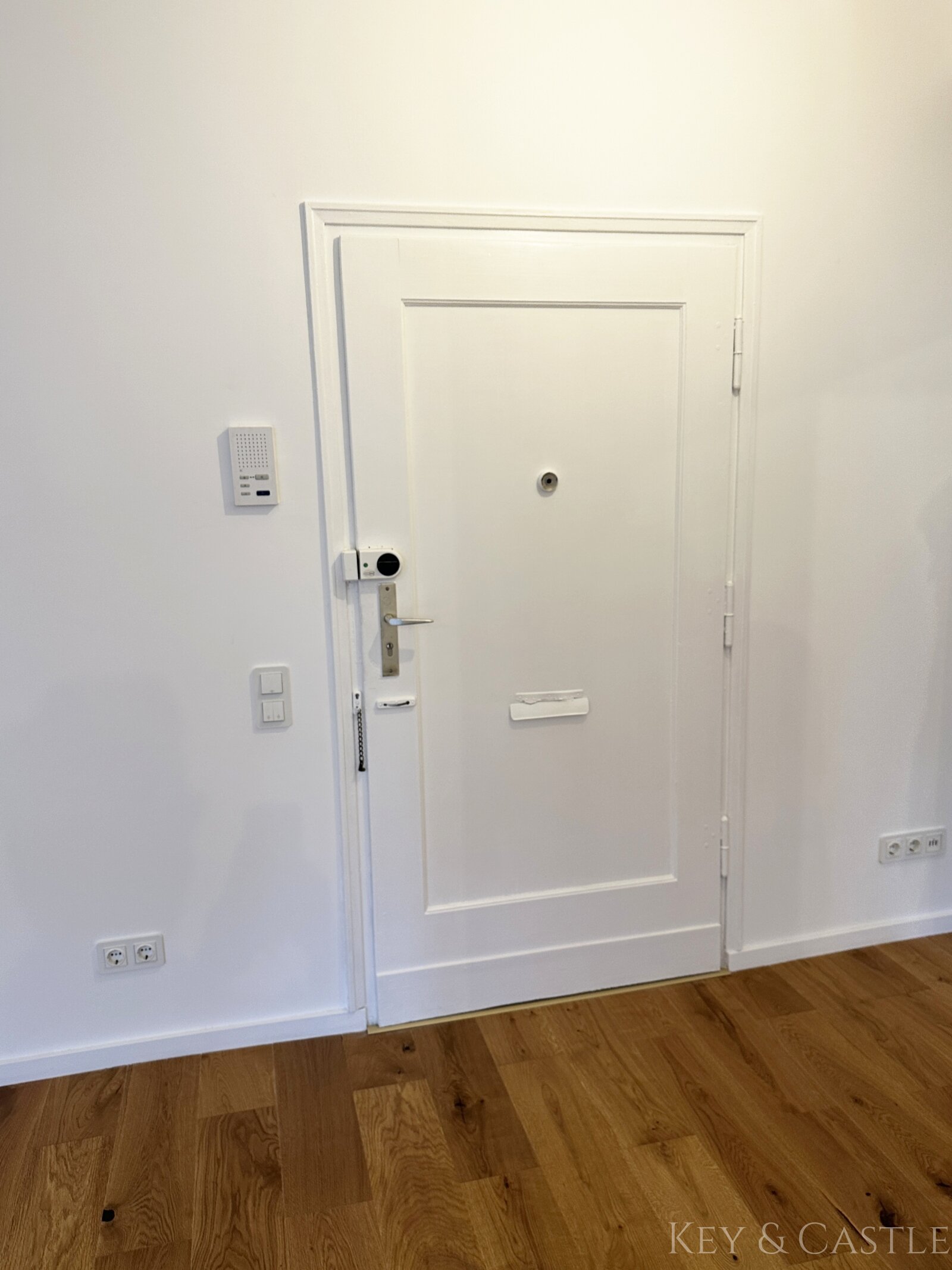 Perfekte Singlewohnung  in Wilmersdorf - komplett saniert