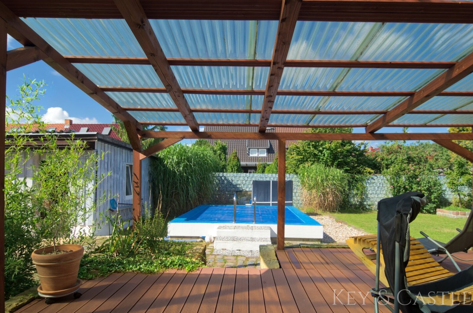 Ihr persönliches Paradies mit Pool, Garten & Einliegerwohnung