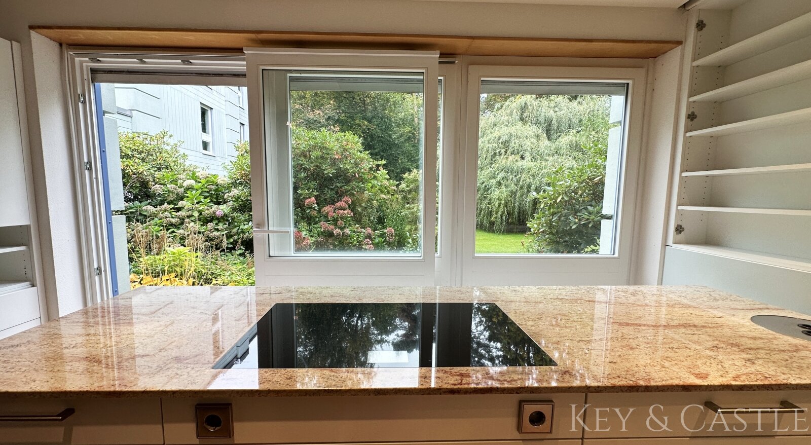 240qm Maisonette mit Traumgarten in Schmargendorf