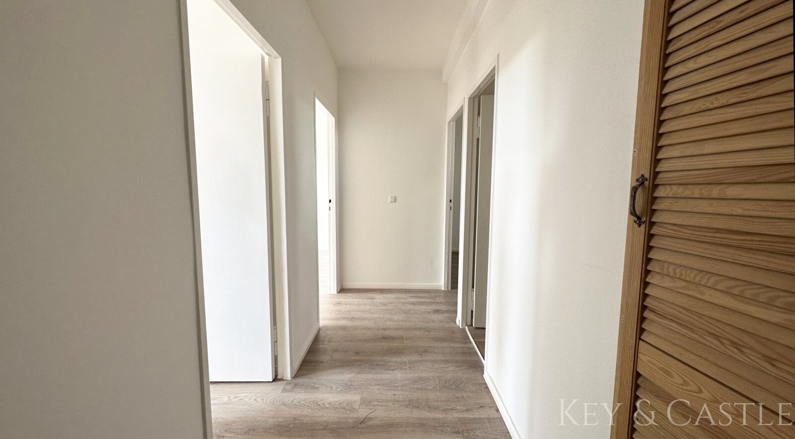 Wedding: 3-Zimmer Wohnung - renoviert mit Parkett und Balkon