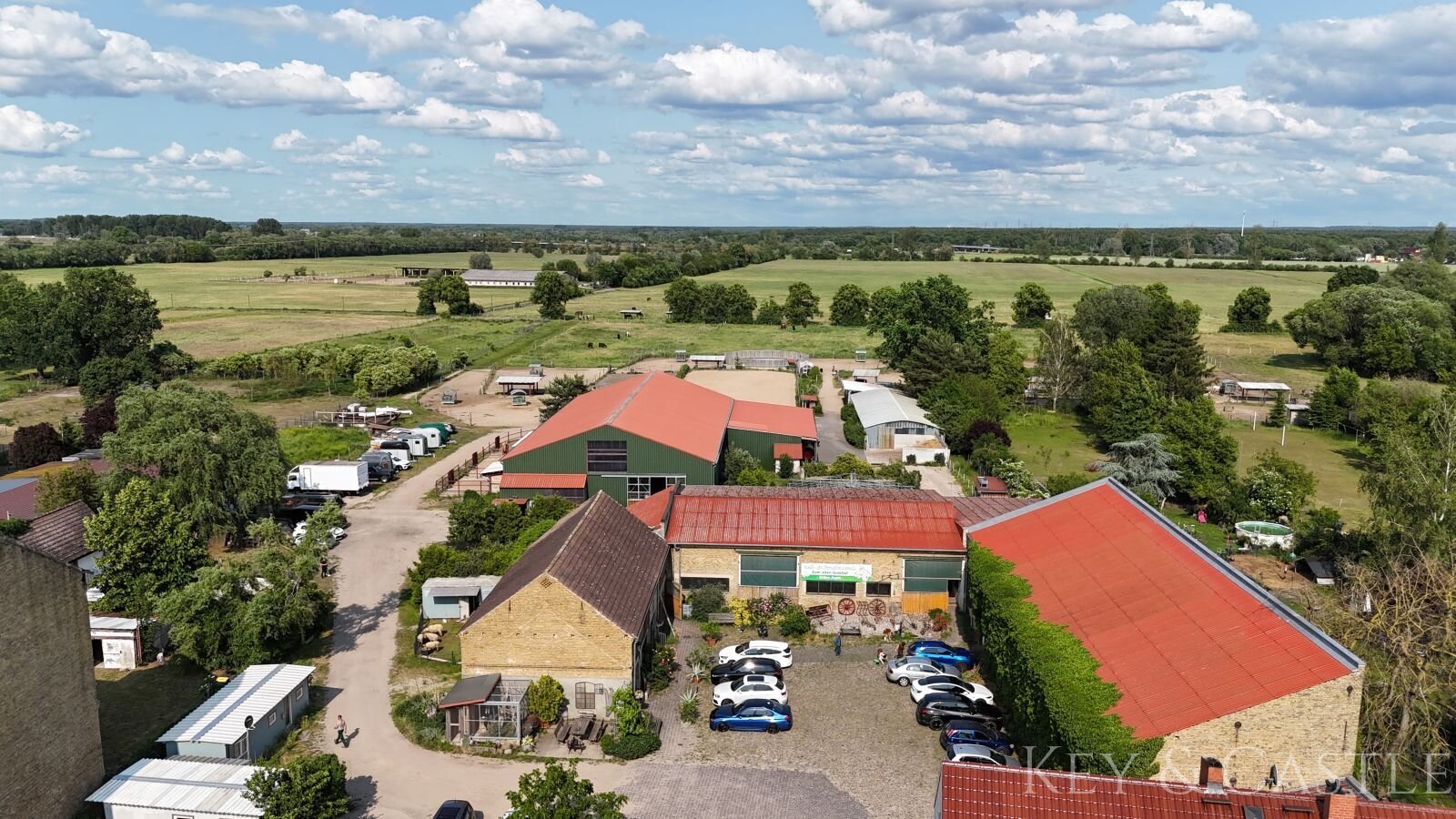 Vor den Toren Berlins – Profitabler Betrieb mit arrondiertem Weideland!