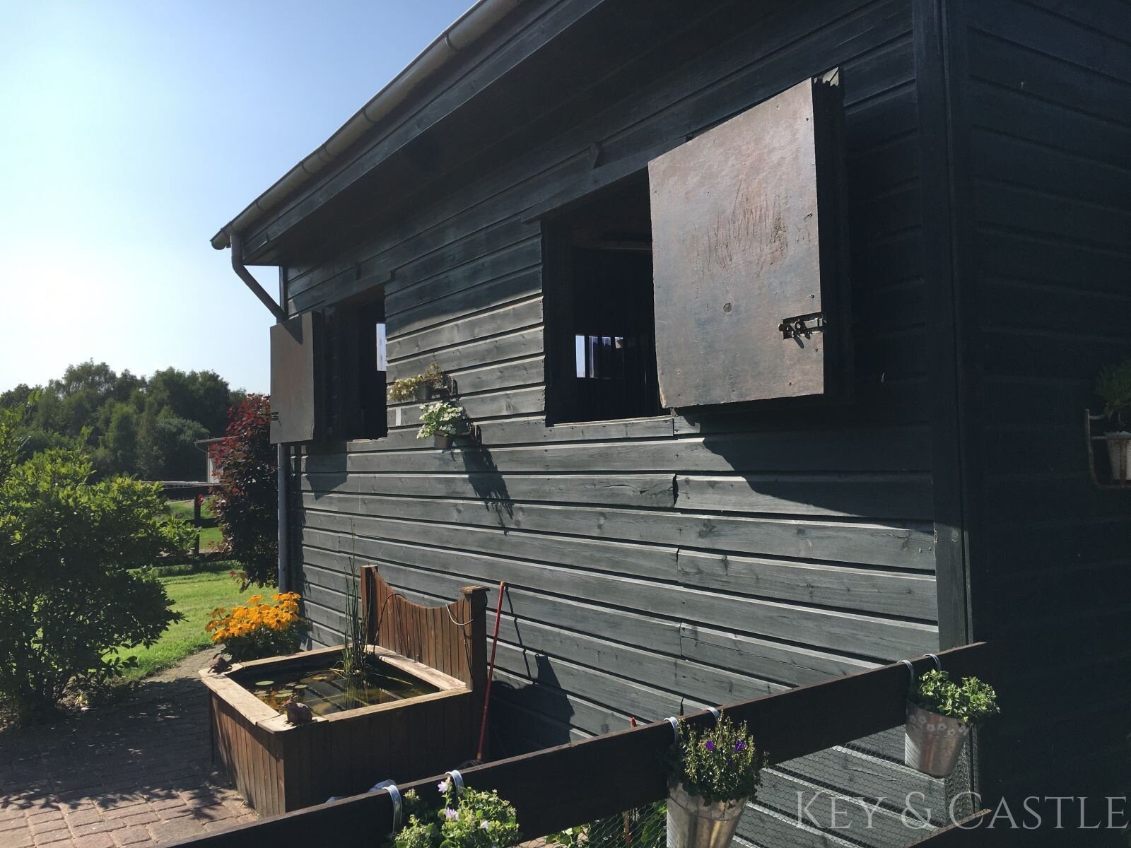 Äußerst gepflegte Reitsportanlage in bester Lage zwischen Natur, Stadt und Nordsee