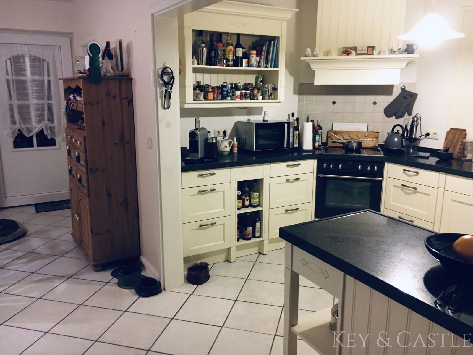 Äußerst gepflegte Reitsportanlage in bester Lage zwischen Natur, Stadt und Nordsee