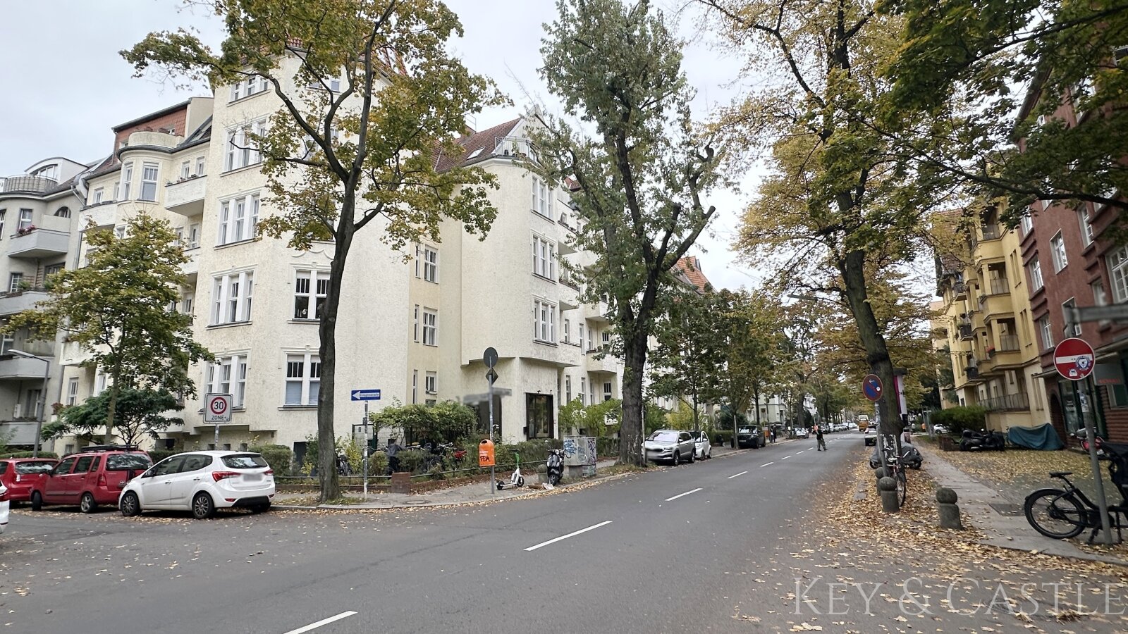 Investition! 3-Zimmer Dachgeschoss nahe Rheingauviertel