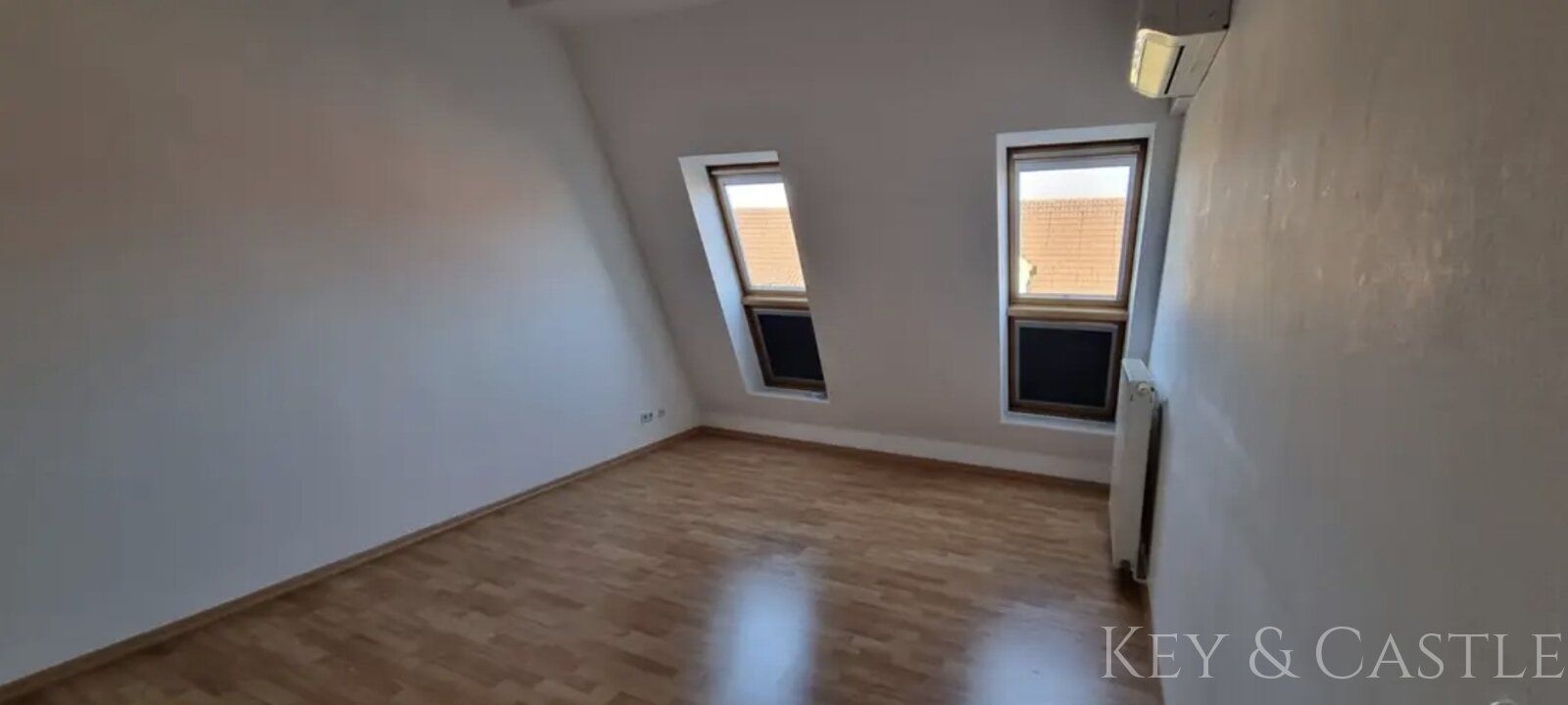 3-Zimmer Dachgeschoss in Friedenau unweit Rheingauviertel