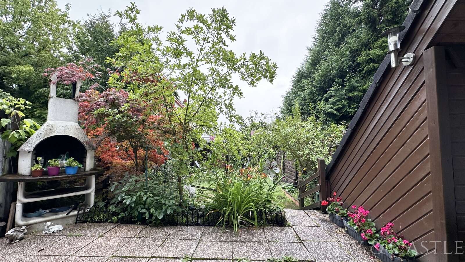 Heiligensee: Reihenmittelhaus mit Kamin und Südausrichtung in eigenen Garten