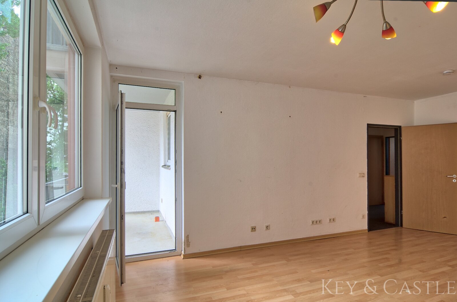 2-Zimmer-Wohnung mit Süd-/Südwest-Loggia und Stellplatz/Gesundbrunnen