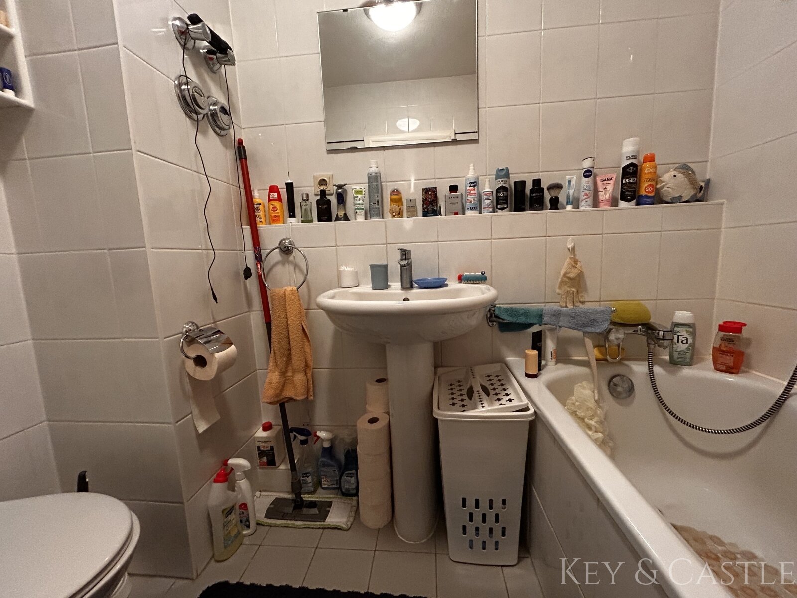 Berlin-Grünau: Helle 1-Zimmer-Wohnung mit Balkon & Stellplatz nahe der Dahme