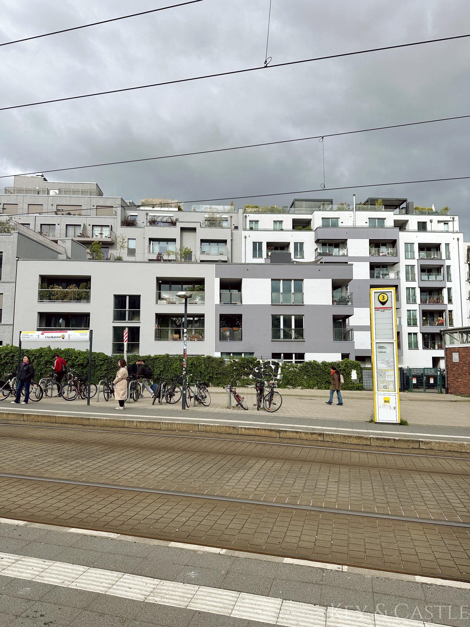 Studio mit Dachterrasse in Mitte