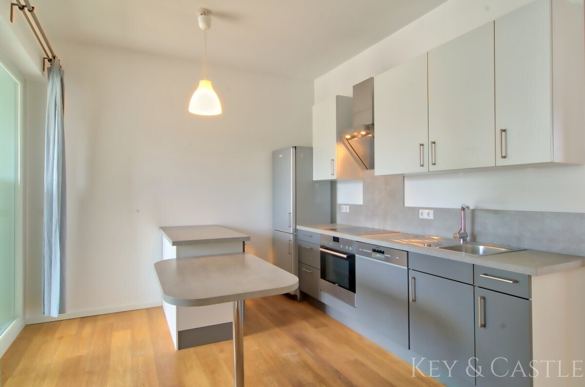 Studio mit Dachterrasse in Mitte