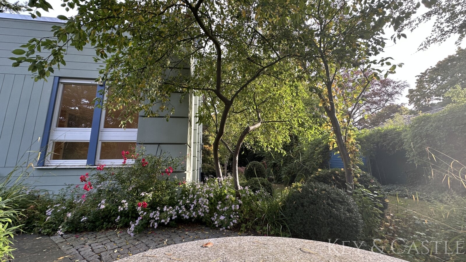 Architekten Maisonette mit riesigem Garten am Grunewald