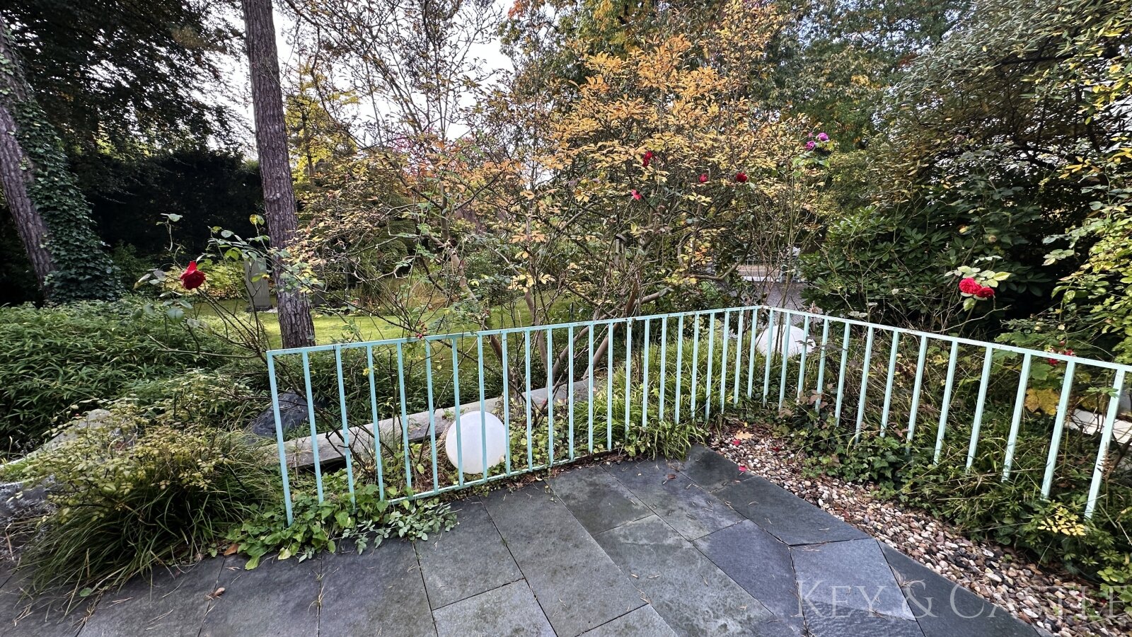 Architekten Maisonette mit riesigem Garten am Grunewald