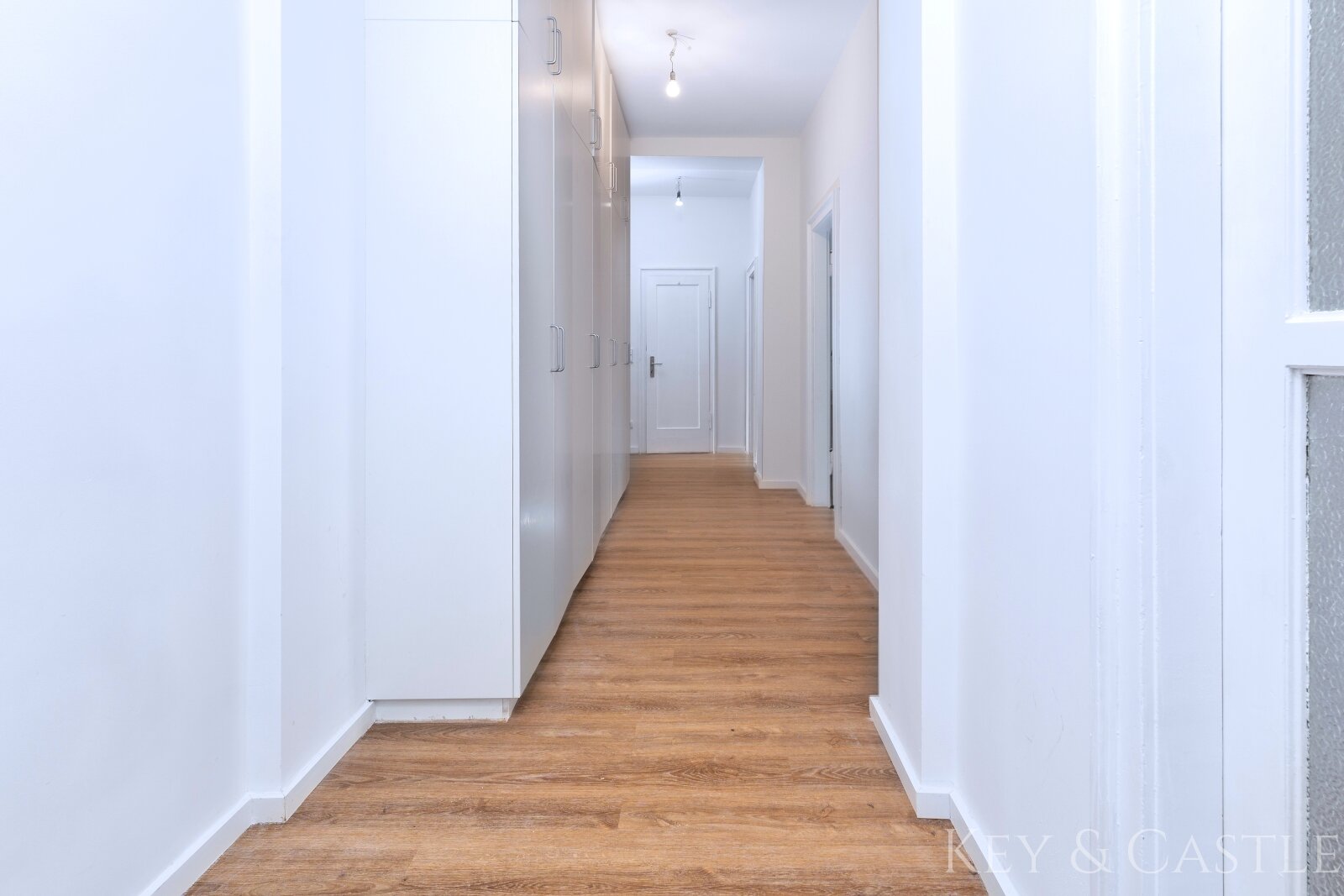 3-Zimmer, Küche, Bad, Strausberger Platz