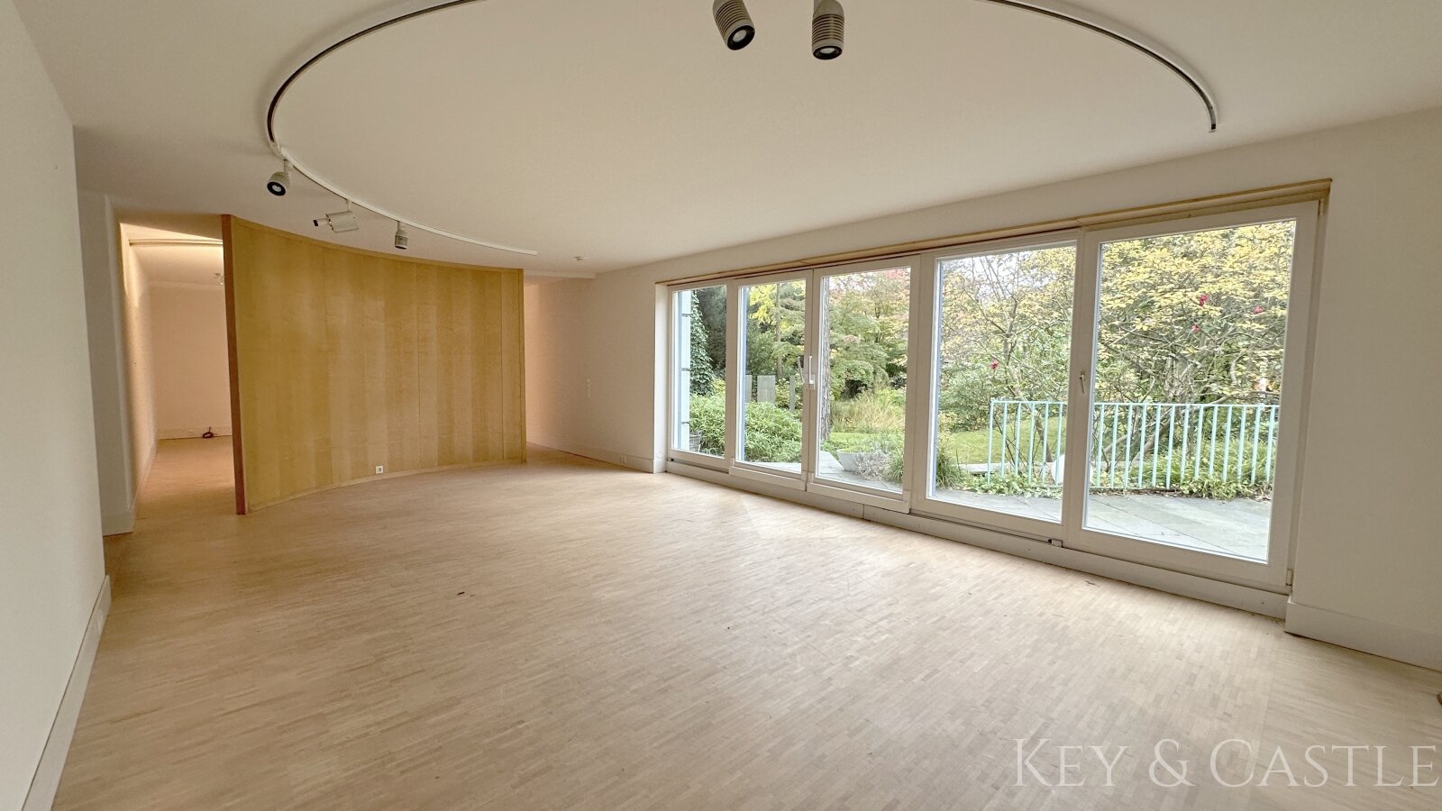 Exklusives Maisonette-Refugium in Bestlage Zehlendorf: Gartenidyll & flexibles Wohnkonzept