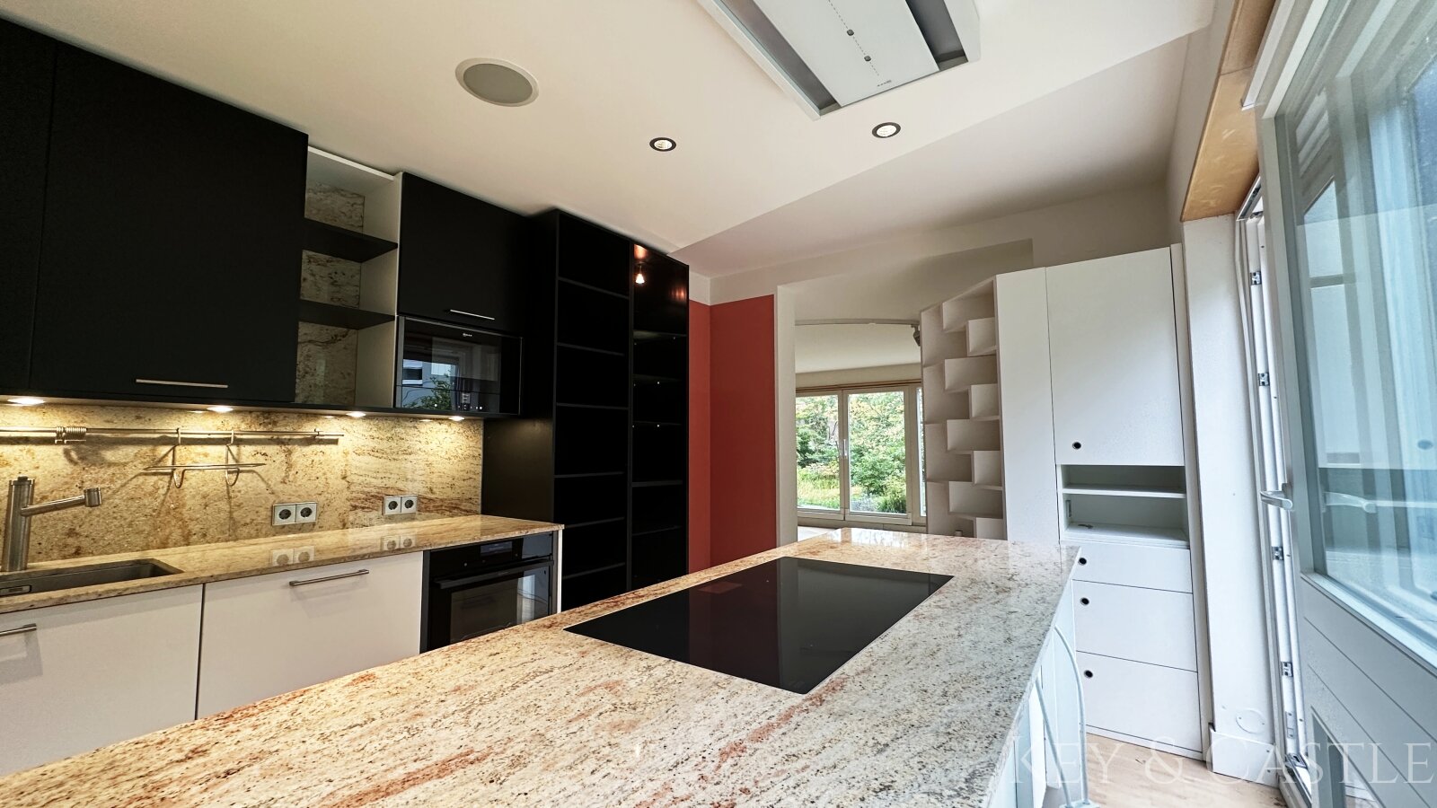 Exklusives Maisonette-Refugium in Bestlage Zehlendorf: Gartenidyll & flexibles Wohnkonzept