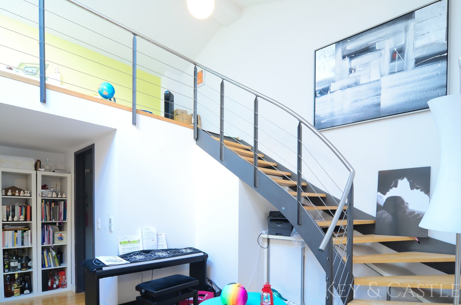 Luxus-Penthouse über den Dächern Berlins – Privater Aufzug & Dachterrasse