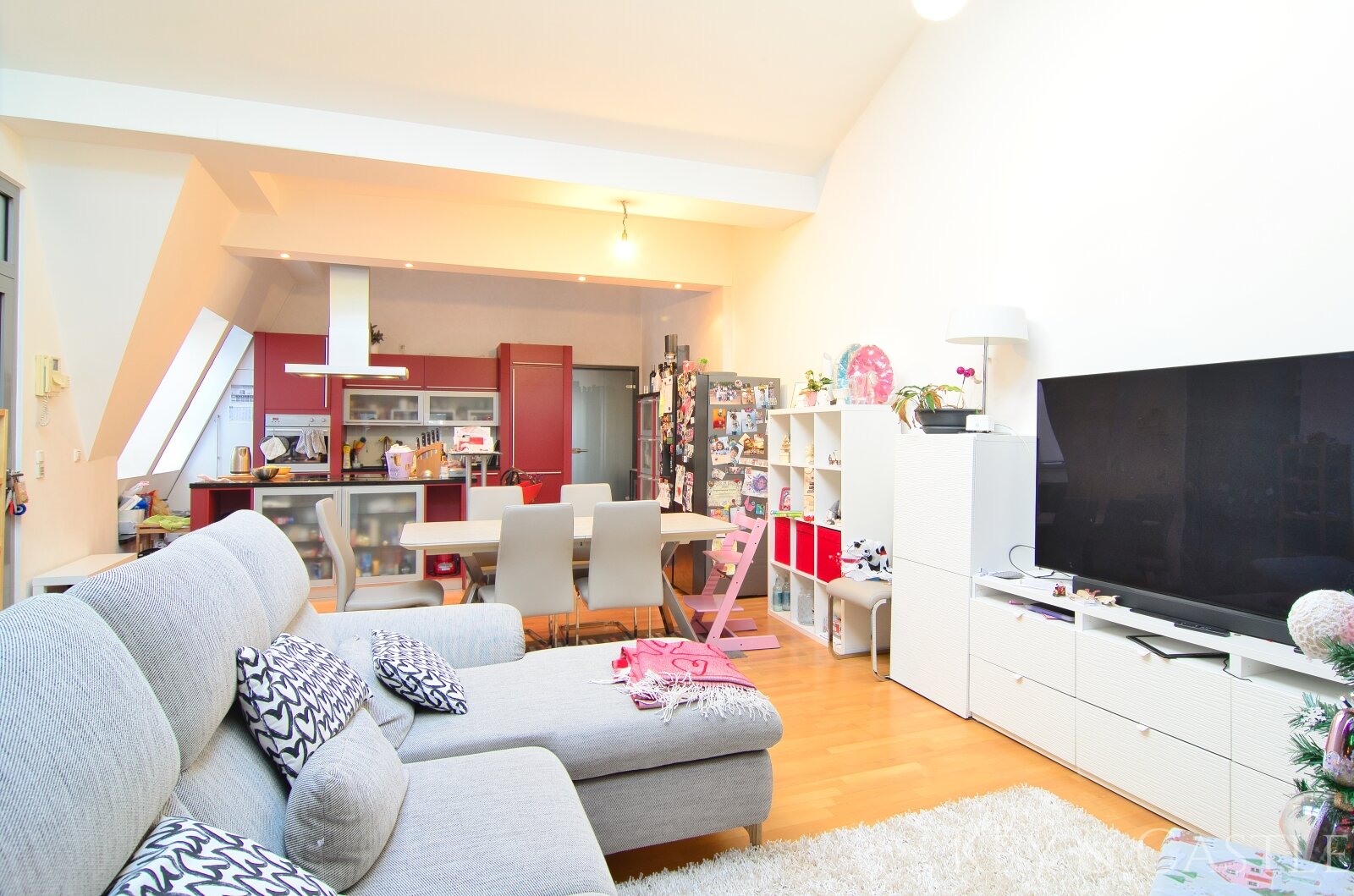 Luxus-Penthouse über den Dächern Berlins – Privater Aufzug & Dachterrasse