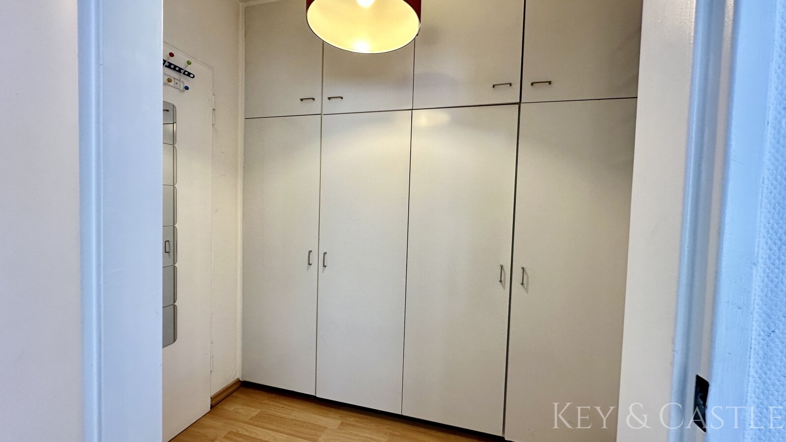 Bezugsfrei im Westend: Apartment mit Terrasse und Stellplatz