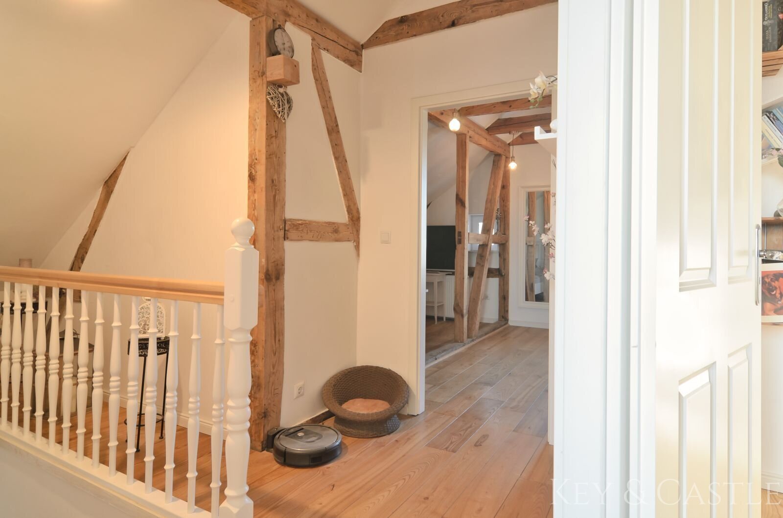 Kernsaniertes Einfamilienhaus mit Pferdehaltung in Oberkrämer 