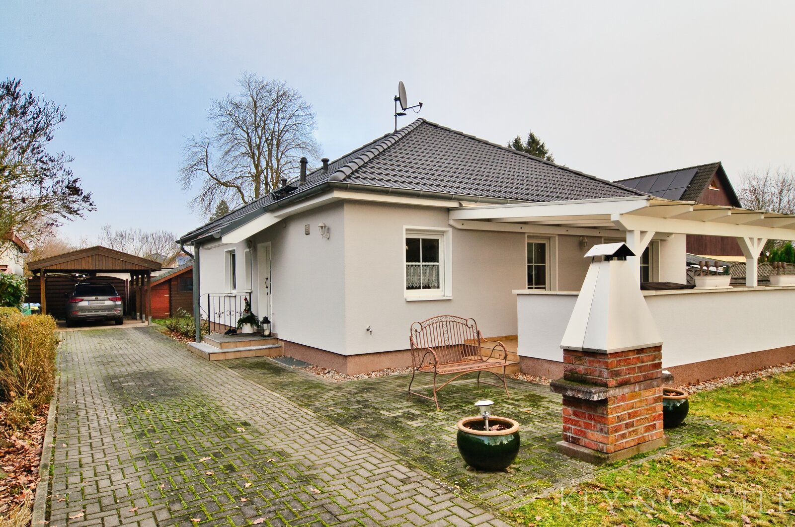 Familienfreundliches Architektenhaus mit Ausbaureserve vor den Toren Berlins