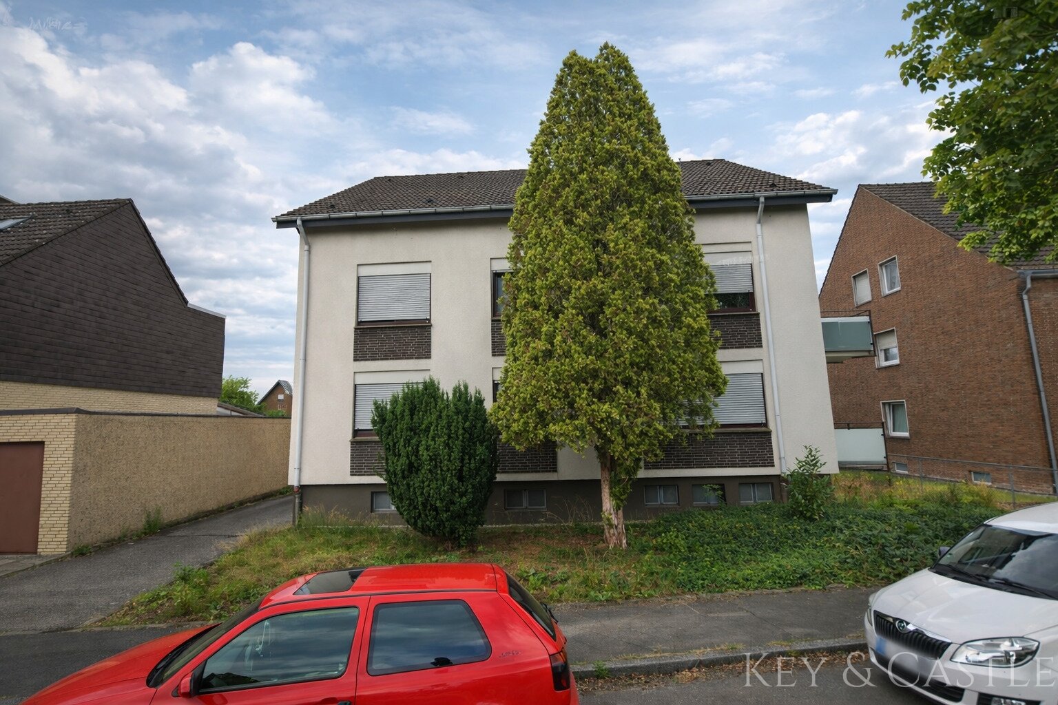 Attraktives Mehrfamilienhaus mit Entwicklungspotenzial in Mönchengladbach