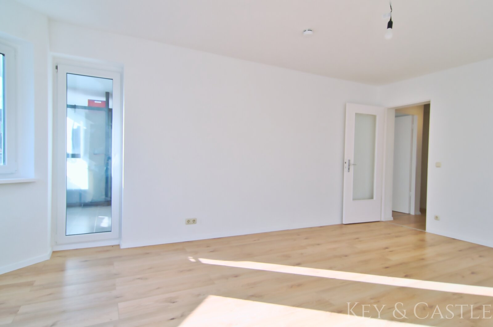 Lichtdurchflutetes Wohnglück: 3 Zimmer mit Balkon in Neukölln