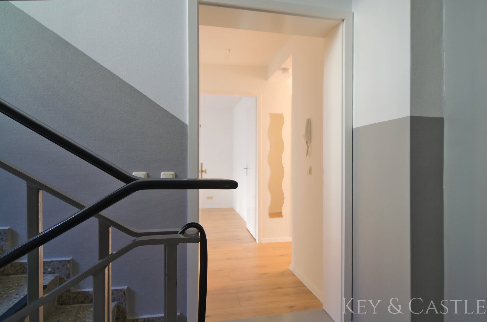 Lichtdurchflutetes Wohnglück: 3 Zimmer mit Balkon in Neukölln