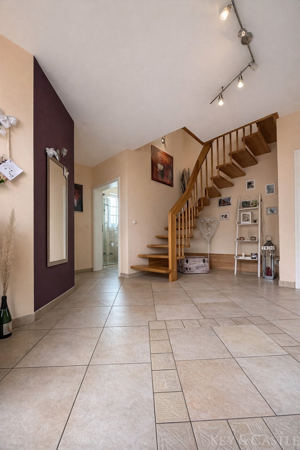 Design trifft Lebensqualität – Architektenhaus mit Gartenidylle und großzügigem Außenbereich“