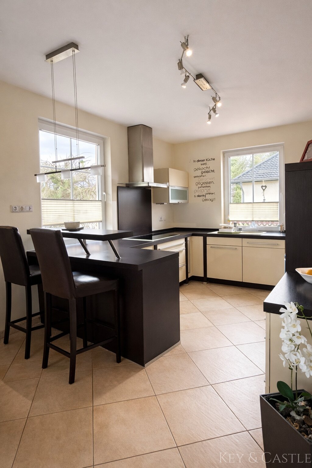 Design trifft Lebensqualität – Architektenhaus mit Gartenidylle und großzügigem Außenbereich“