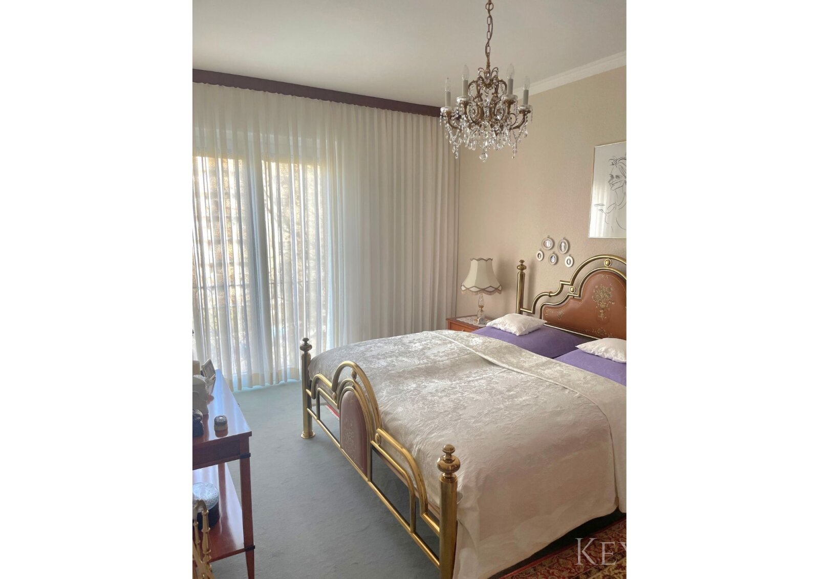 Schlafzimmer mit französischem Balkon