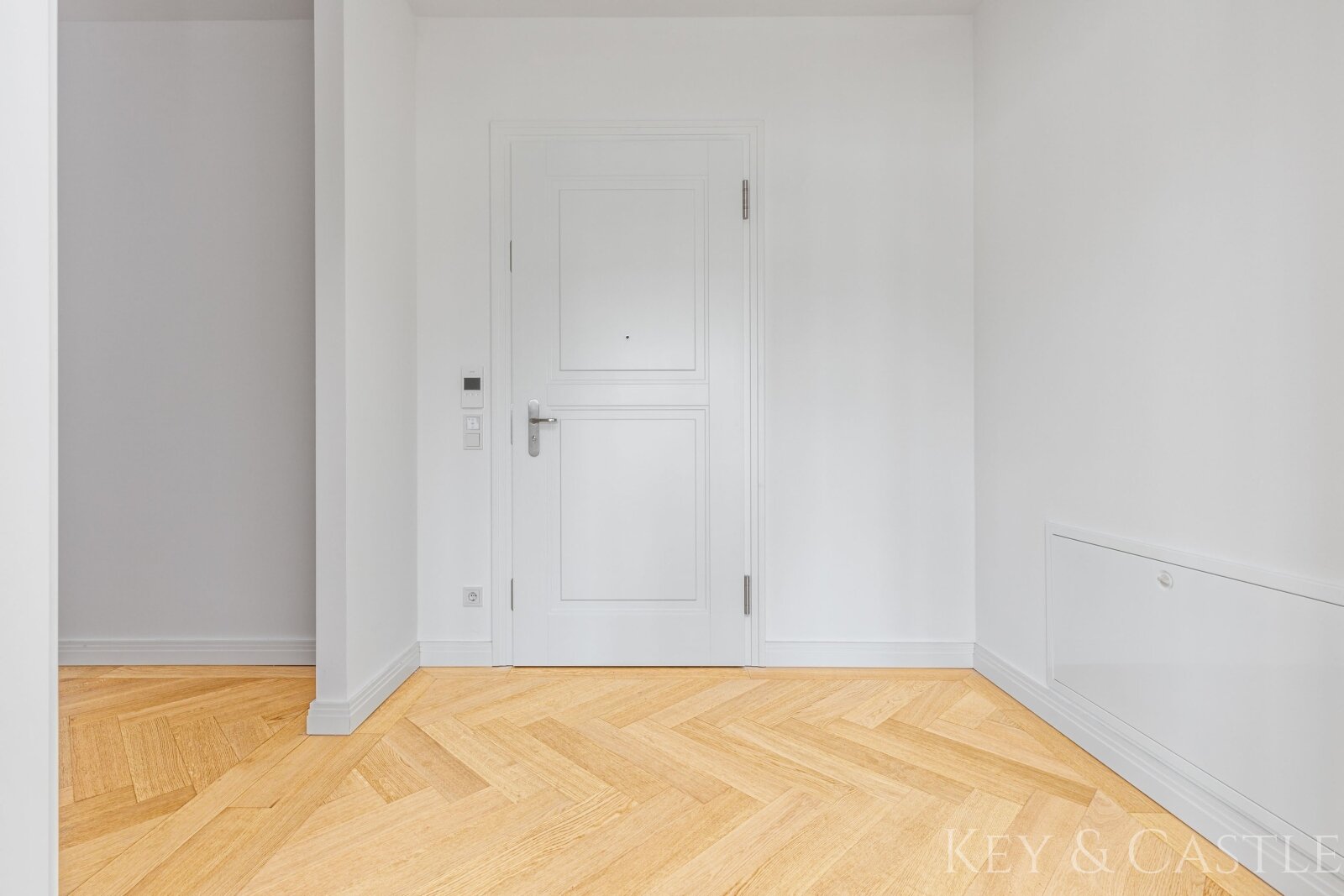 Flur, Blick zur Wohnungstür