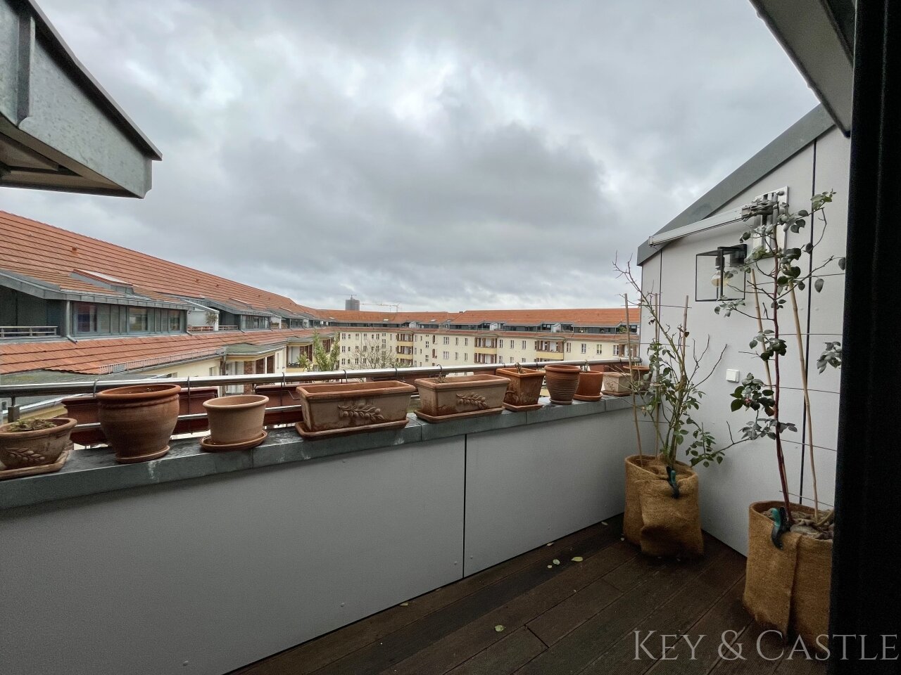 Balkon (Dachgeschoss) Balkon (Dachgeschoss)