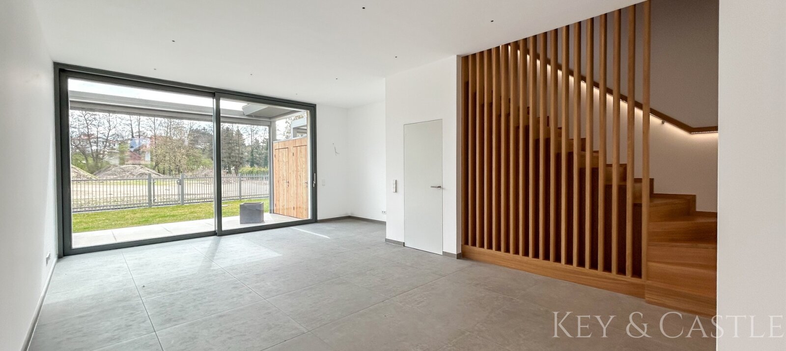 Wohnzimmer mit offener Küche Wohnzimmer mit offener Küche