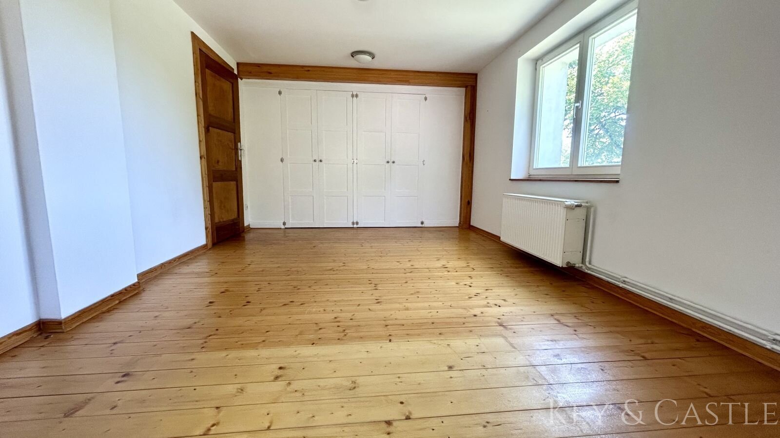 Schlafzimmer OG. Schlafzimmer OG.