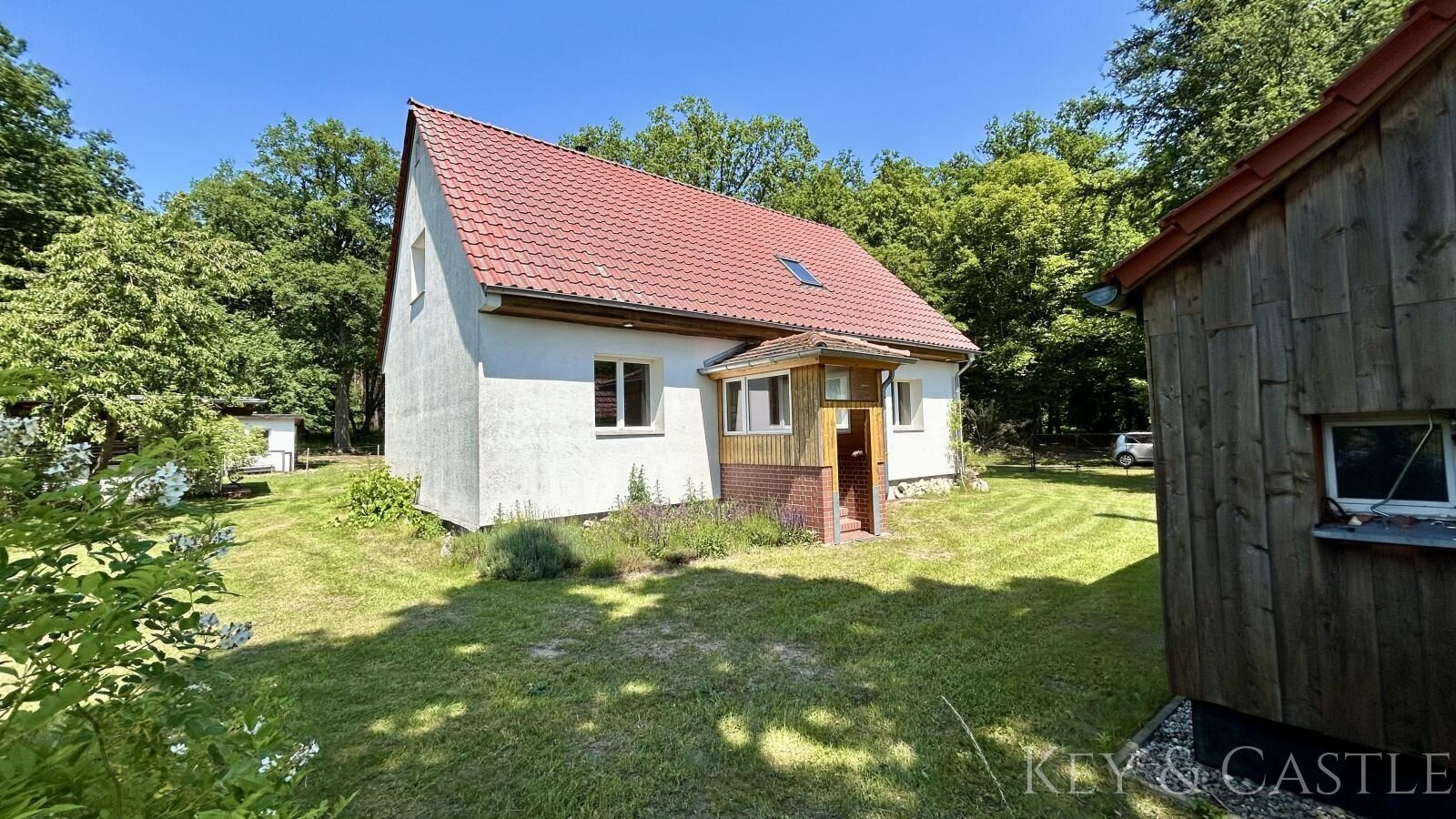 Hausansicht von der Straße aus Hausansicht von der Straße aus
