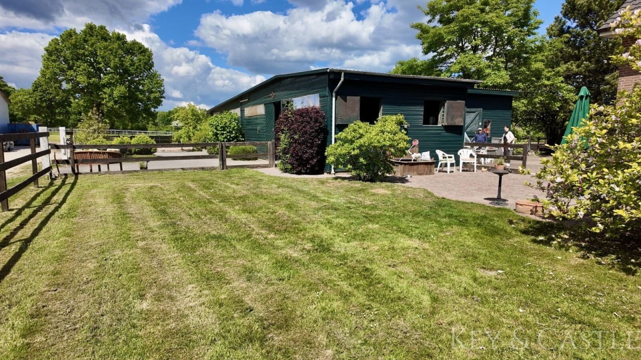 Garten Wohnhaus Garten Wohnhaus
