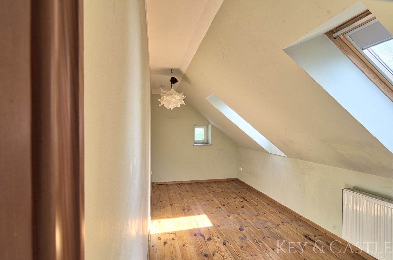 Kinderzimmer/ Büro  Kinderzimmer/ Büro