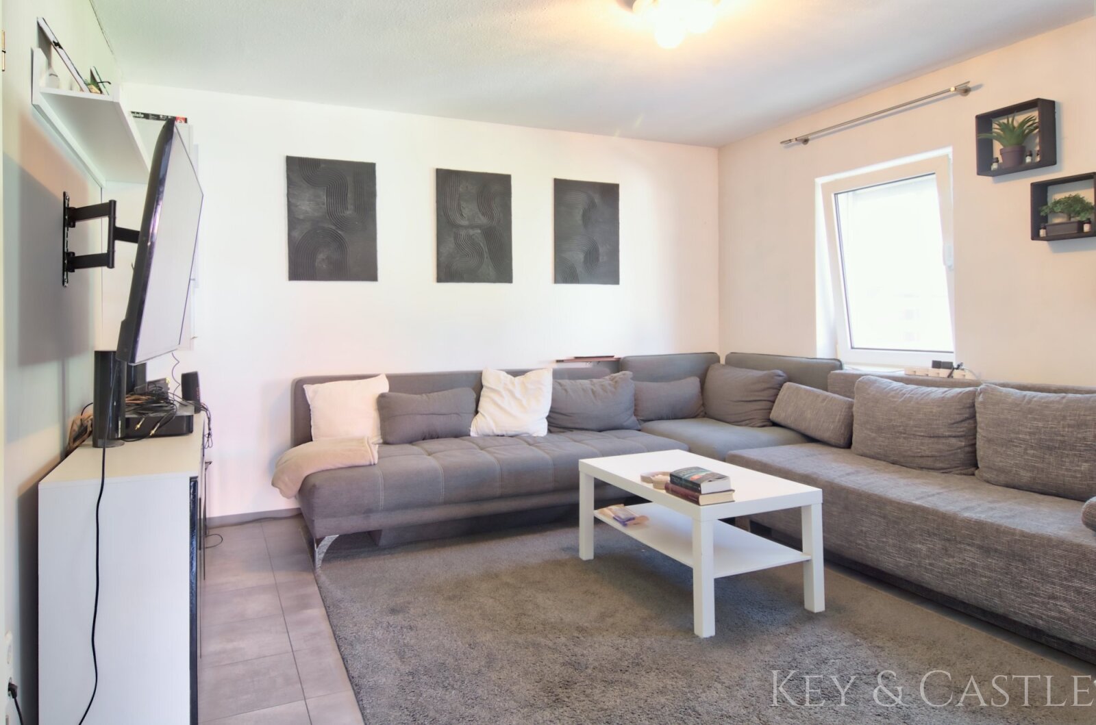 Wohnzimmer/Einliegeerwohnung Wohnzimmer/Einliegeerwohnung