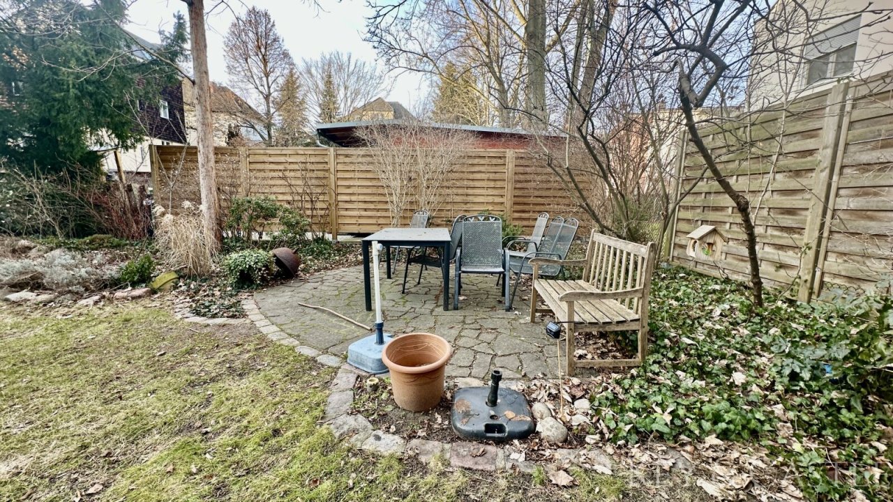 Garten mit Sitzecke Garten mit Sitzecke