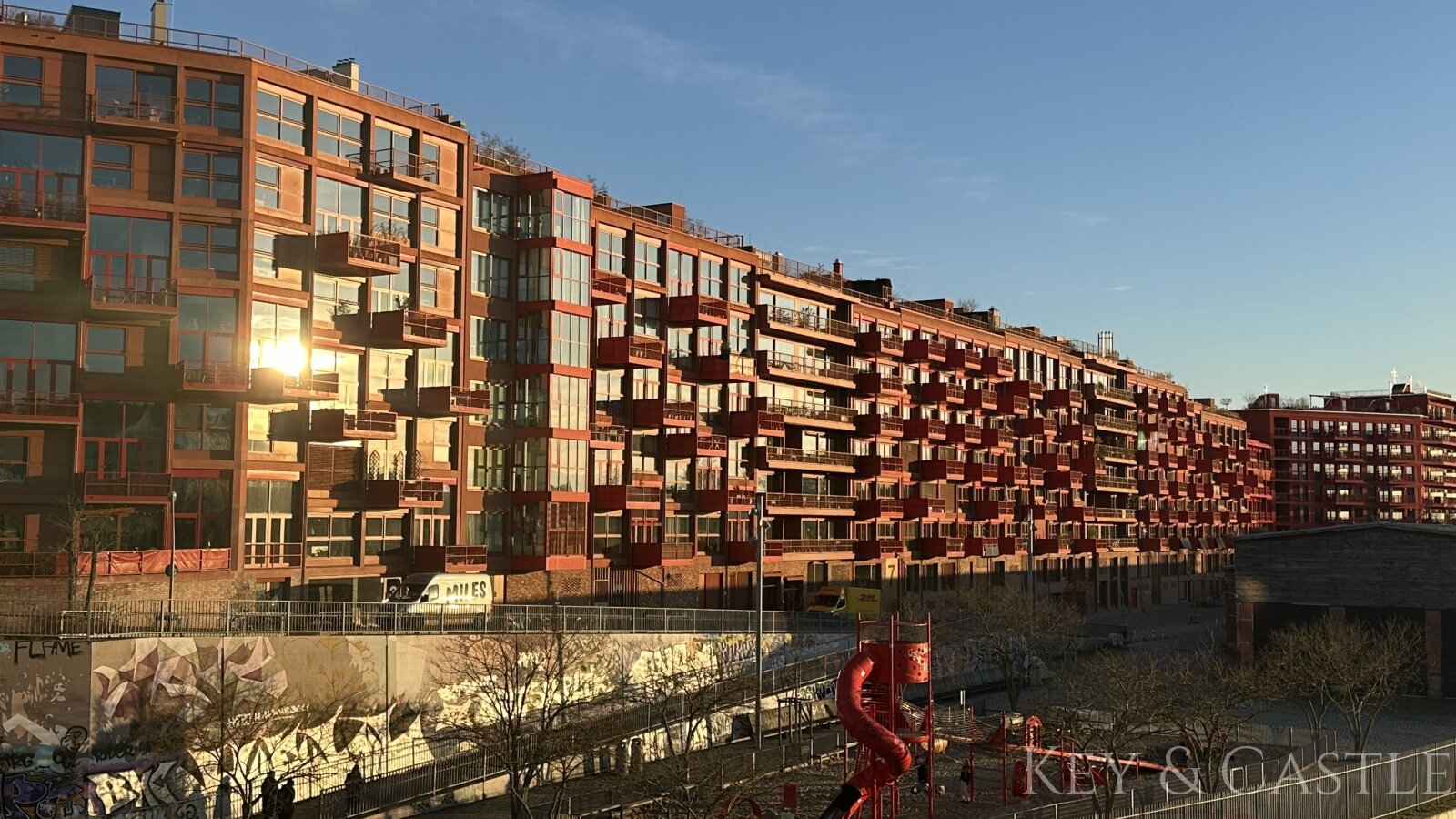 Berlin: Vermietete 2-Zimmer-Wohnung in preisgekrönter Architekturperle in Schöneberger Top-Lage 